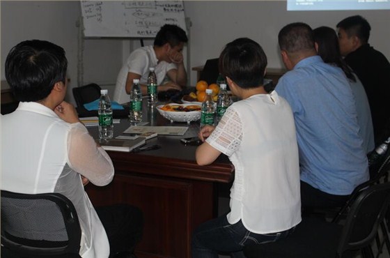 中空板生產(chǎn)廠家-匯源塑膠會議