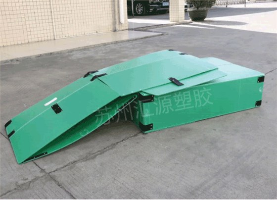 折疊中空板周轉(zhuǎn)箱