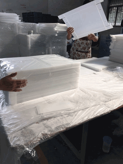 中空板-生產(chǎn)圖片 中空板-生產(chǎn)圖片