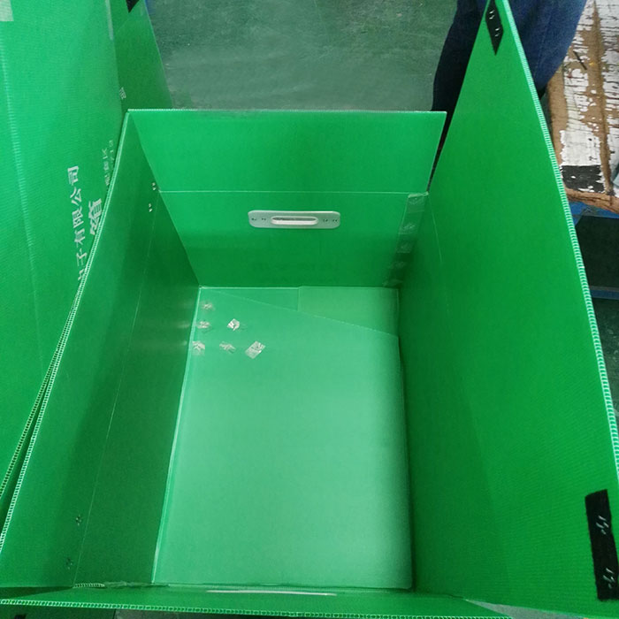 中空板周轉(zhuǎn)箱-生產(chǎn)現(xiàn)場6 副本副本